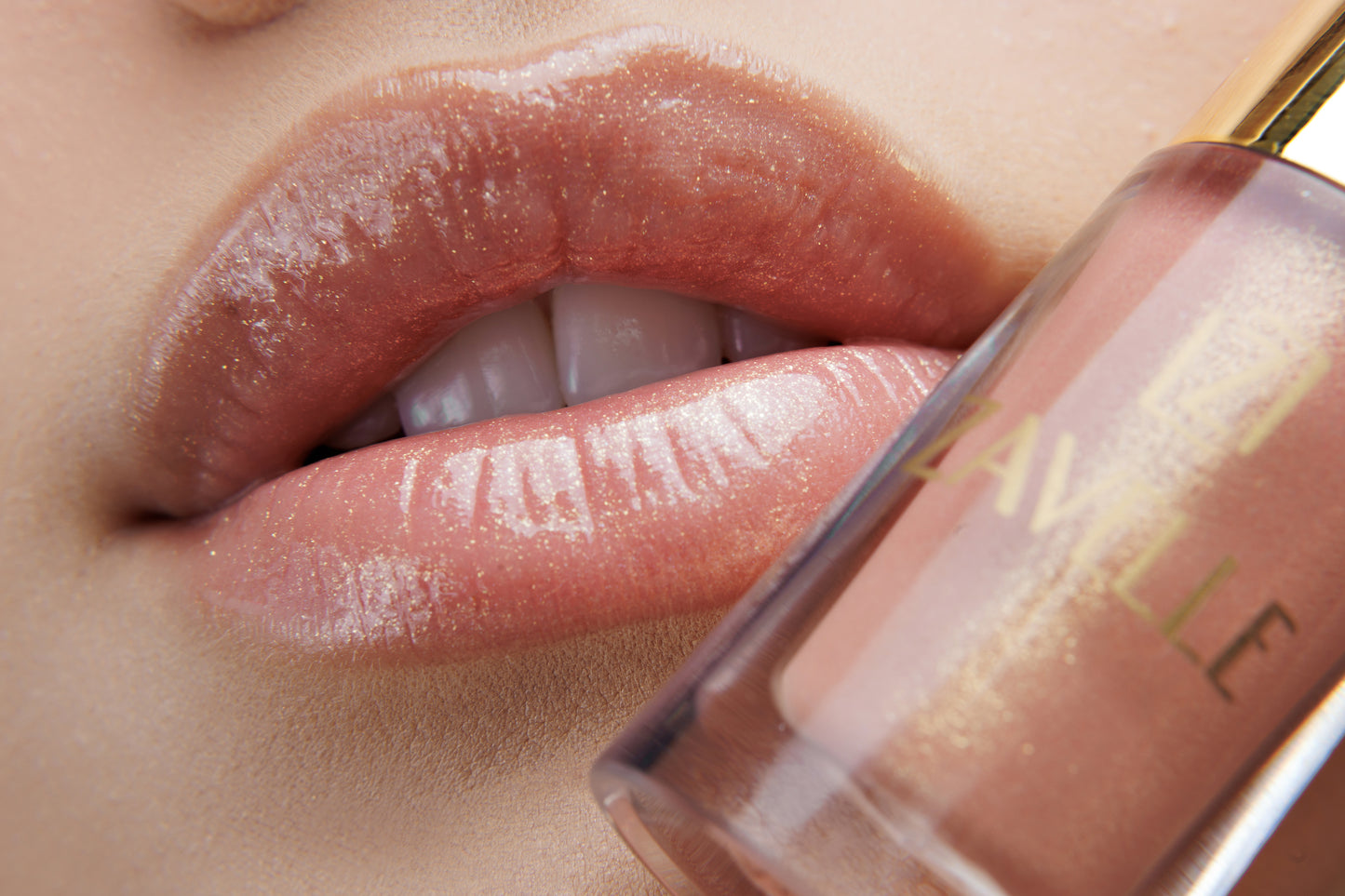 Gloss Zavelle – BEIJO