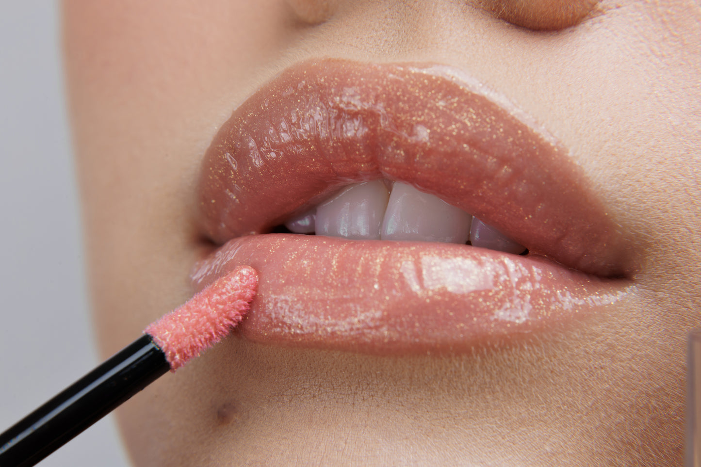 Gloss Zavelle – BEIJO
